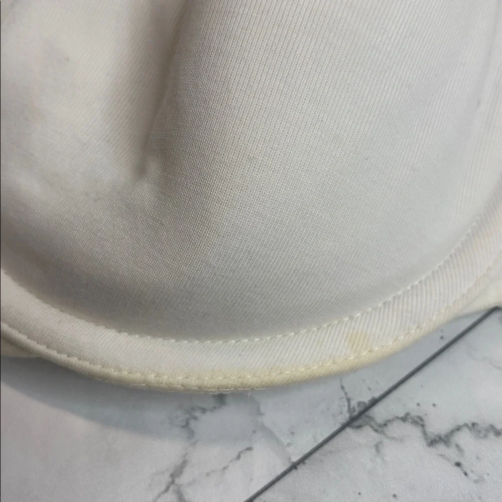 NWOT Cacique Lane Bryant Womans T-Shirt Bra White Lightly Lined UNDERWIRE 42C